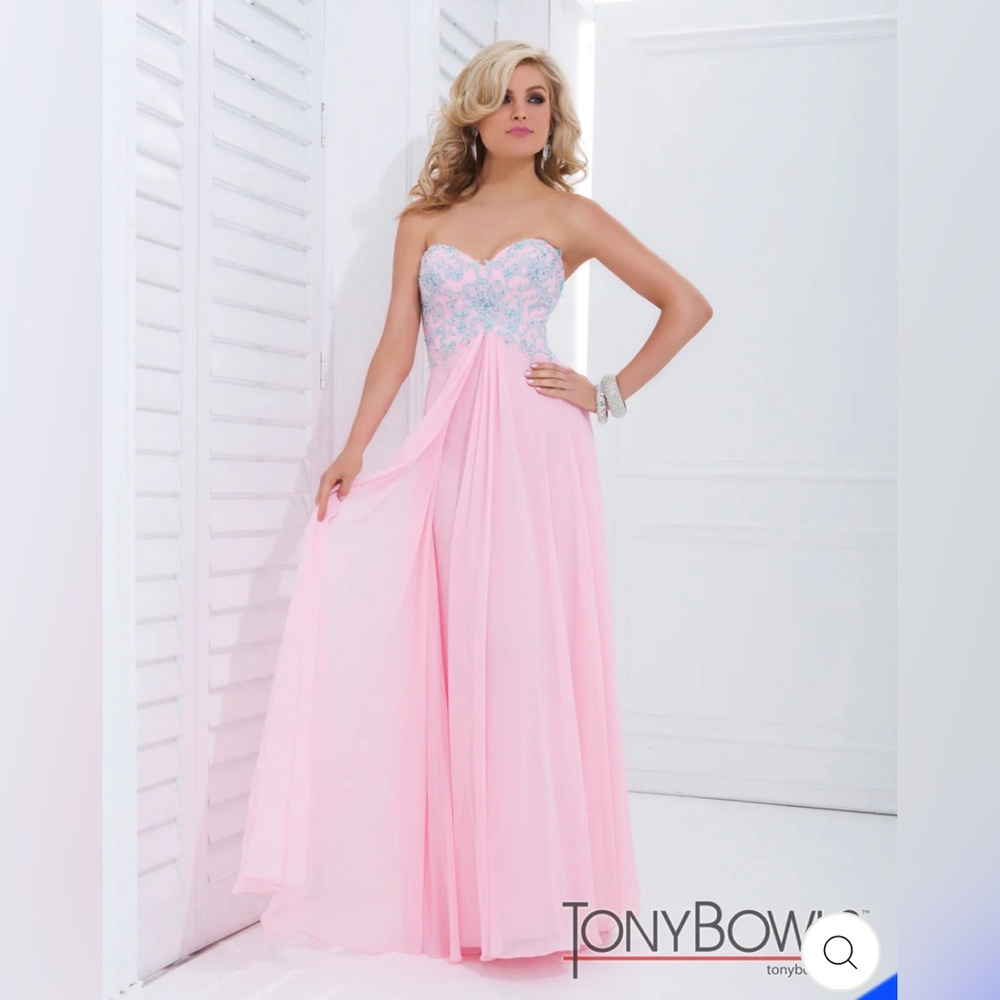 NWT Tony Bowls Le Gala Homecoming Formal Pageant Dance Dress